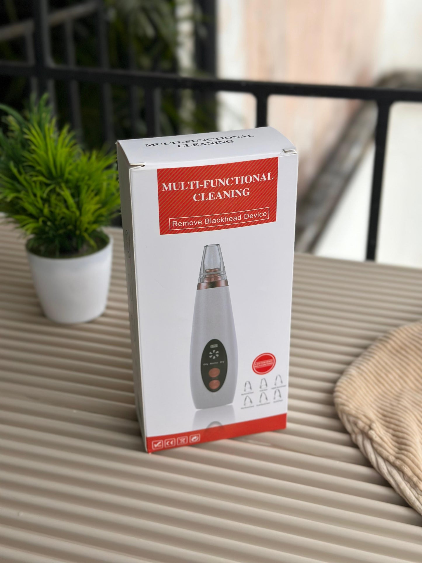 FaveGrove™ Blackhead removal machine